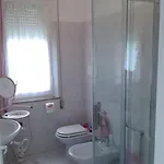 Casa Martini Vicino Al Mare In Esclusiva Solo Per Voi Rum i privatbostad *