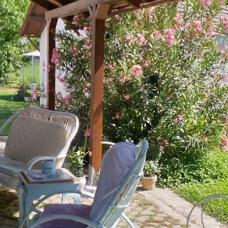 Casa Martini Vicino Al Mare In Esclusiva Solo Per Voi Rum i privatbostad *